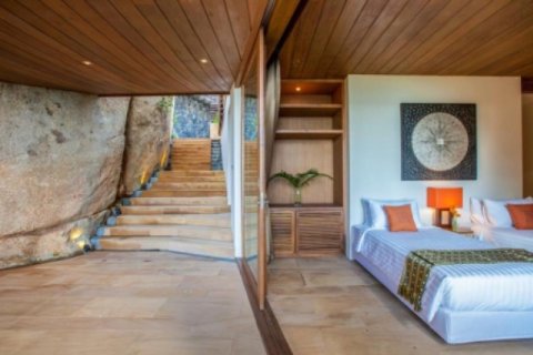Chalet de 5 dormitorios en Ko Samui, Tailandia № 202904 - foto 3