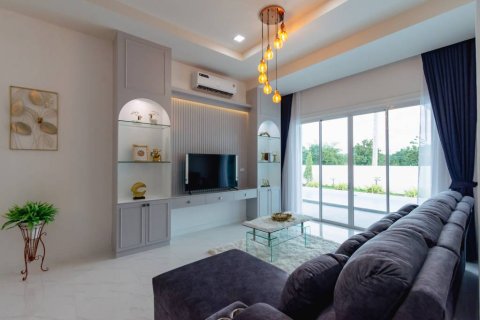 Chalet de 3 dormitorios en Hua Hin, Tailandia № 149564 - foto 6