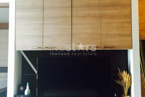 Eigentumswohnung in Bangkok, Thailand, 1 Schlafzimmer № 67141 - Foto 3