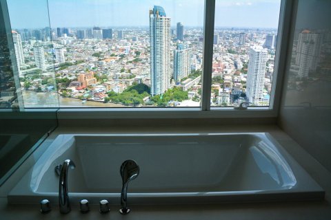 Condominio de 3 dormitorios en Bangkok, Tailandia № 66045 - foto 17