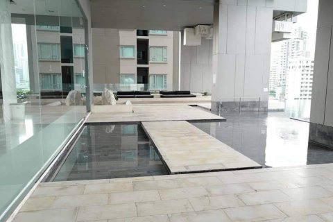 Condominio de 2 dormitorios en Bangkok, Tailandia № 66046 - foto 15