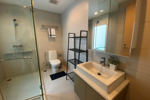 Condominio de 2 dormitorios en Bangkok, Tailandia № 66040 - foto 12