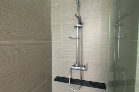 Condominio de 2 dormitorios en Bangkok, Tailandia № 66040 - foto 14