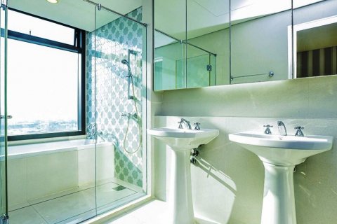 Condo in Bangkok, Thailand, 3 bedrooms  № 66042 - photo 6