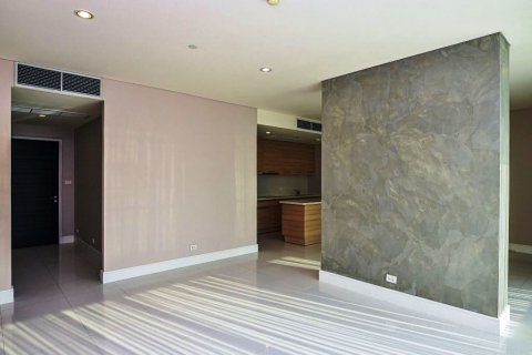 Condo in Bangkok, Thailand, 3 bedrooms  № 66042