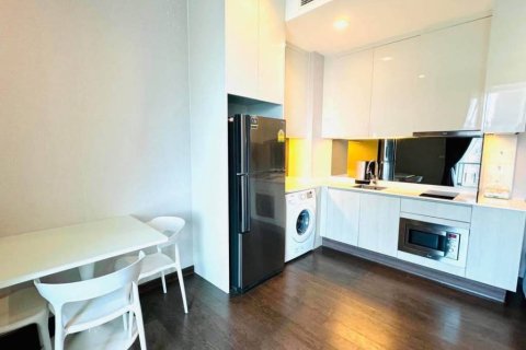 Condominio de 1 dormitorio en Bangkok, Tailandia № 146904 - foto 2