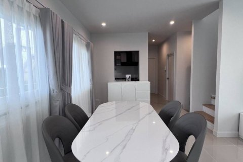 Chalet de 3 dormitorios en Phuket, Tailandia № 146903 - foto 7