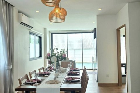 Chalet de 3 dormitorios en Phuket, Tailandia № 146903 - foto 9