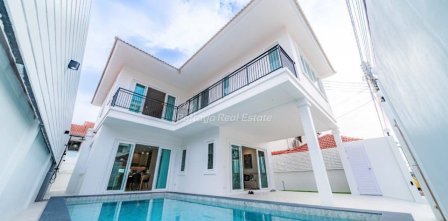 Haus in Pattaya, Thailand 4 Schlafzimmer № 154578