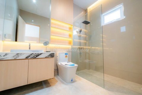 Haus in Pattaya, Thailand 4 Schlafzimmer № 154578 - Foto 7