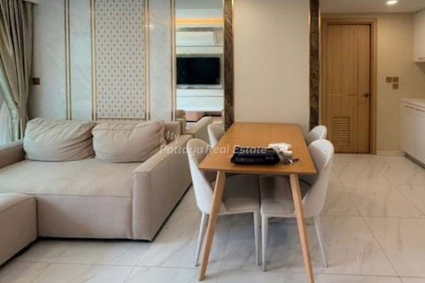 Condo in Bang Lamung, Thailand, 2 bedrooms № 154577 - photo 2