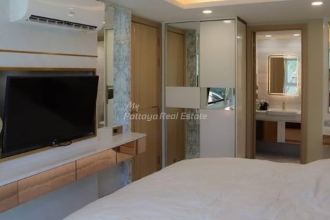 Condo in Bang Lamung, Thailand, 2 bedrooms № 154577 - photo 11