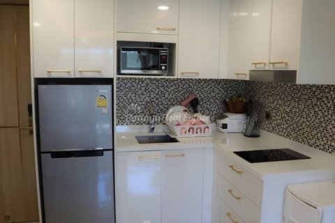 Condo in Bang Lamung, Thailand, 2 bedrooms № 154577 - photo 4
