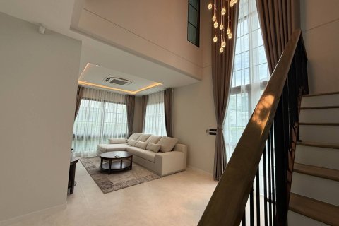 Casa de 4 dormitorios en Bangkok, Tailandia № 180611 - foto 10