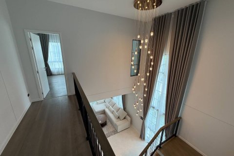 Casa de 4 dormitorios en Bangkok, Tailandia № 180611 - foto 13