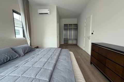 Casa de 4 dormitorios en Bangkok, Tailandia № 180611 - foto 20