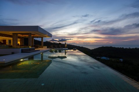 Casa de 5 dormitorios en Ko Samui, Tailandia № 180617 - foto 30