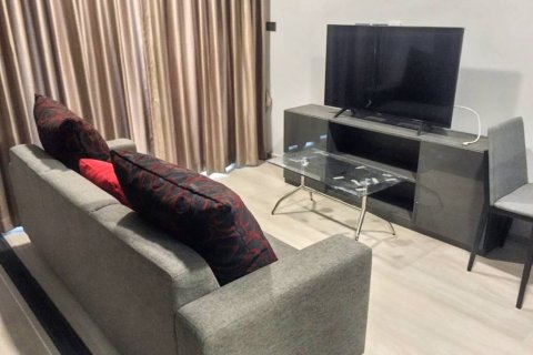 Condominio de 1 dormitorio en Khlong Toei, Bangkok, Tailandia № 115286 - foto 3