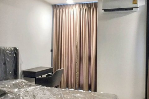 Condominio de 1 dormitorio en Khlong Toei, Bangkok, Tailandia № 115286 - foto 8