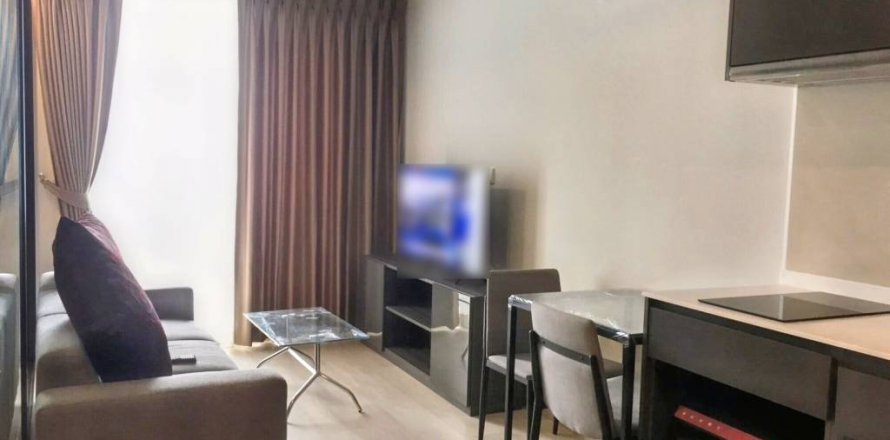 Condominio de 1 dormitorio en Khlong Toei, Bangkok, Tailandia № 115286