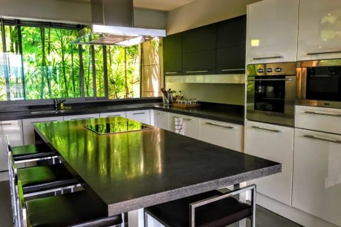 Haus in Phuket, Thailand 4 Schlafzimmer № 66031 - Foto 6