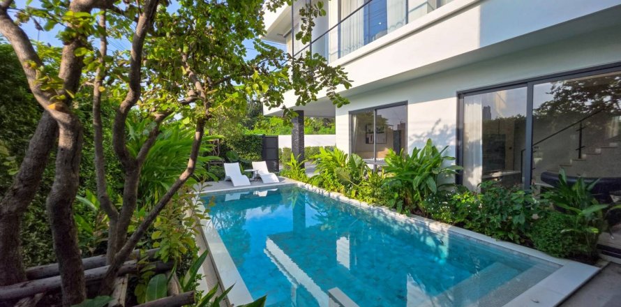Villa in Bang Lamung, Thailand 4 bedrooms № 222716