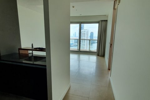 Condominio de 1 dormitorio en Sathon, Bangkok, Tailandia № 143574 - foto 3