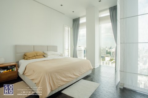 Condominio de 3 dormitorios en Sathon, Bangkok, Tailandia № 143571 - foto 27