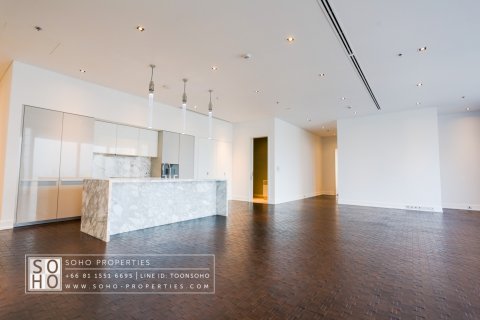 Condominio de 3 dormitorios en Sathon, Bangkok, Tailandia № 143571 - foto 13