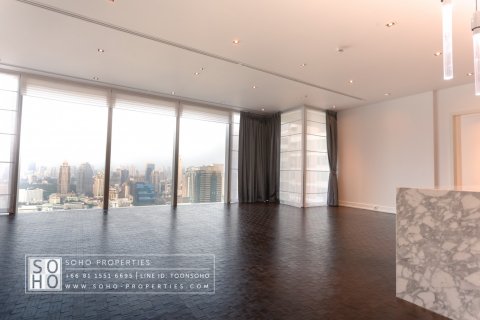 Condominio de 3 dormitorios en Sathon, Bangkok, Tailandia № 143571 - foto 10