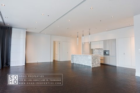 Condominio de 3 dormitorios en Sathon, Bangkok, Tailandia № 143571 - foto 16