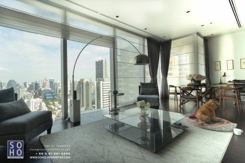 Condominio de 3 dormitorios en Sathon, Bangkok, Tailandia № 143571