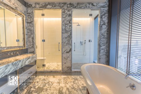 Condominio de 3 dormitorios en Sathon, Bangkok, Tailandia № 143571 - foto 21
