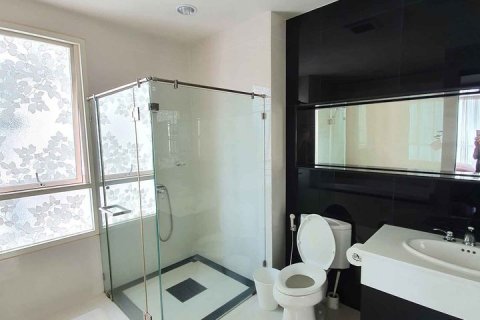 Condominio de 1 dormitorio en Bangkok, Tailandia № 143572 - foto 4