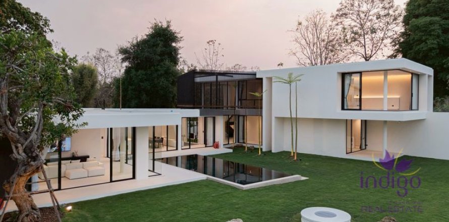 Chalet de 4 dormitorios en Chiang Mai, Tailandia № 162674