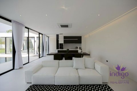 Chalet de 4 dormitorios en Chiang Mai, Tailandia № 162674 - foto 3