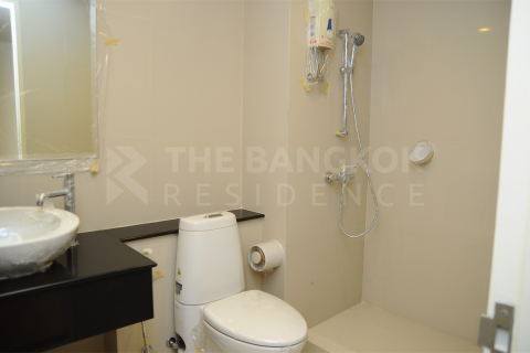 Condominio de 3 dormitorios en Bangkok, Tailandia № 184730 - foto 8