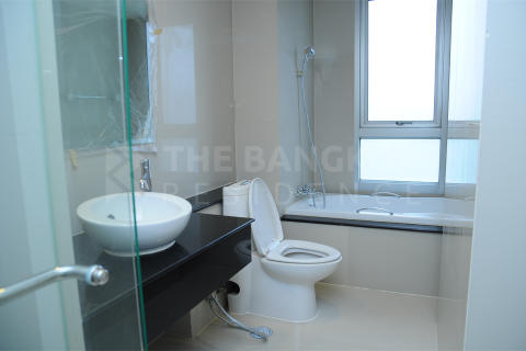Condominio de 3 dormitorios en Bangkok, Tailandia № 184730 - foto 3