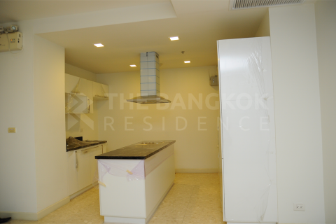 Condominio de 3 dormitorios en Bangkok, Tailandia № 184730 - foto 6