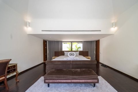 Chalet de 5 dormitorios en Phuket, Tailandia № 158905 - foto 6