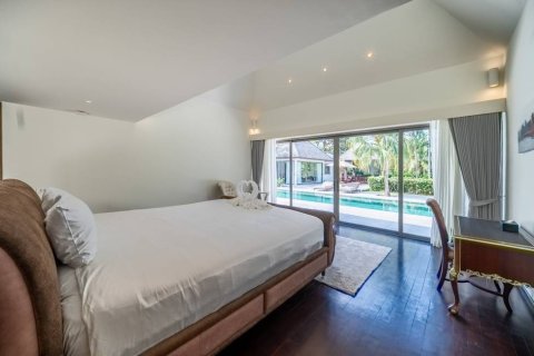 Chalet de 5 dormitorios en Phuket, Tailandia № 158905 - foto 5