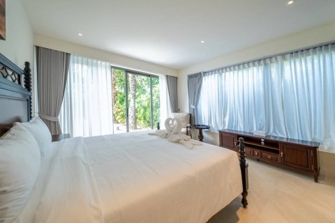 Chalet de 5 dormitorios en Phuket, Tailandia № 158905 - foto 9