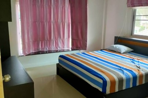Casa de 3 dormitorios en Phuket, Tailandia № 173241 - foto 12