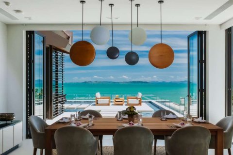 Casa de 7 dormitorios en Phuket, Tailandia № 180395 - foto 14