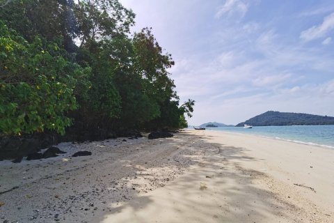 Terreno en Ko Kaeo, Tailandia № 180394 - foto 11
