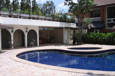 บ้านในวัฒนา, กรุงเทพฯ, ประเทศไทย 3 ห้องนอน № 200676 - รูปถ่าย 10