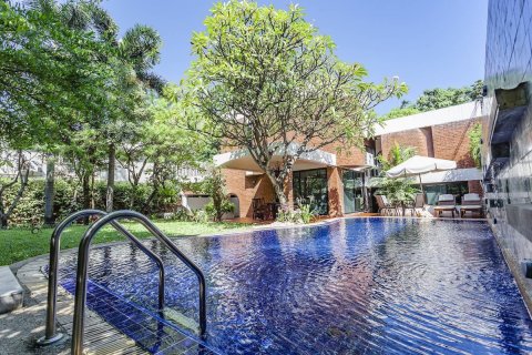 บ้านในพระโขนง, กรุงเทพฯ, ประเทศไทย 4 ห้องนอน № 200679