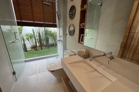 Chalet de 3 dormitorios en Phuket, Tailandia № 61844 - foto 10