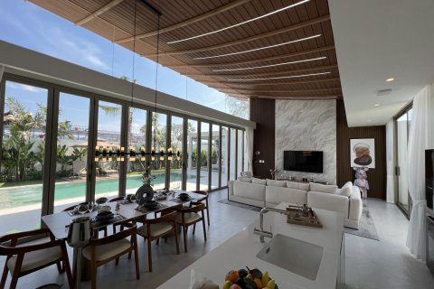 Chalet de 3 dormitorios en Phuket, Tailandia № 61844 - foto 4