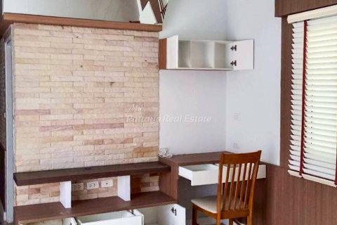 Casa de 3 dormitorios en Bang Lamung, Tailandia № 171467 - foto 4